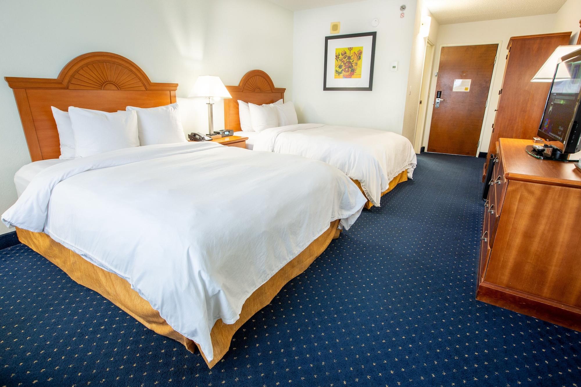 Radisson Hotel Бренсън Екстериор снимка